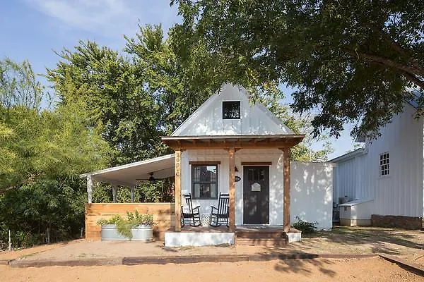 Mustard Seed B&B On The Llano-1